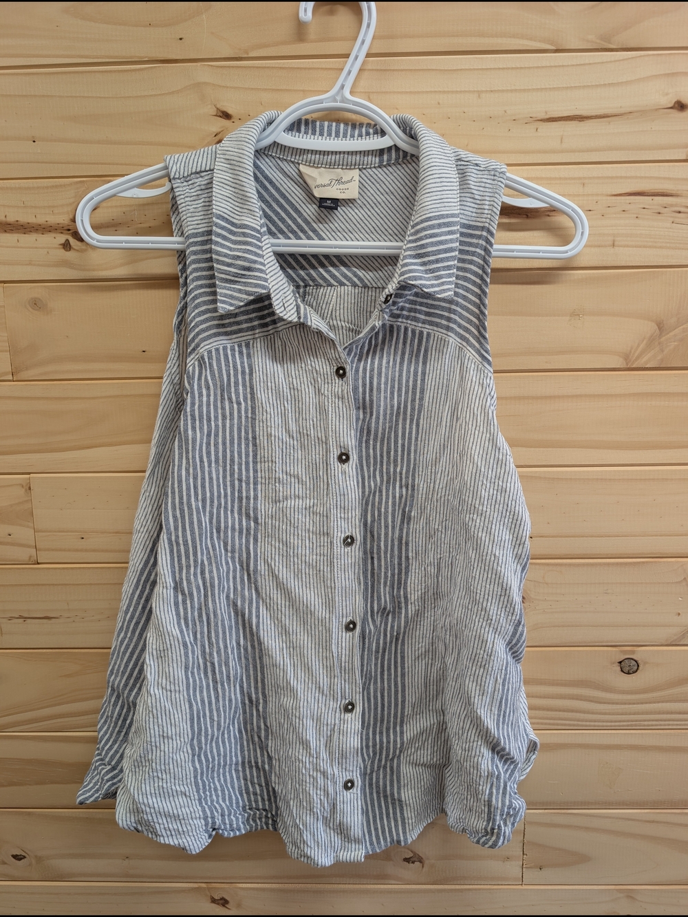 Casual Sleeveless Button-Front Top - Blue & White Stripe